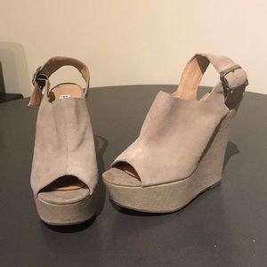 Taupe Suede Steve Madden Wardenn Peep Toe Wedges